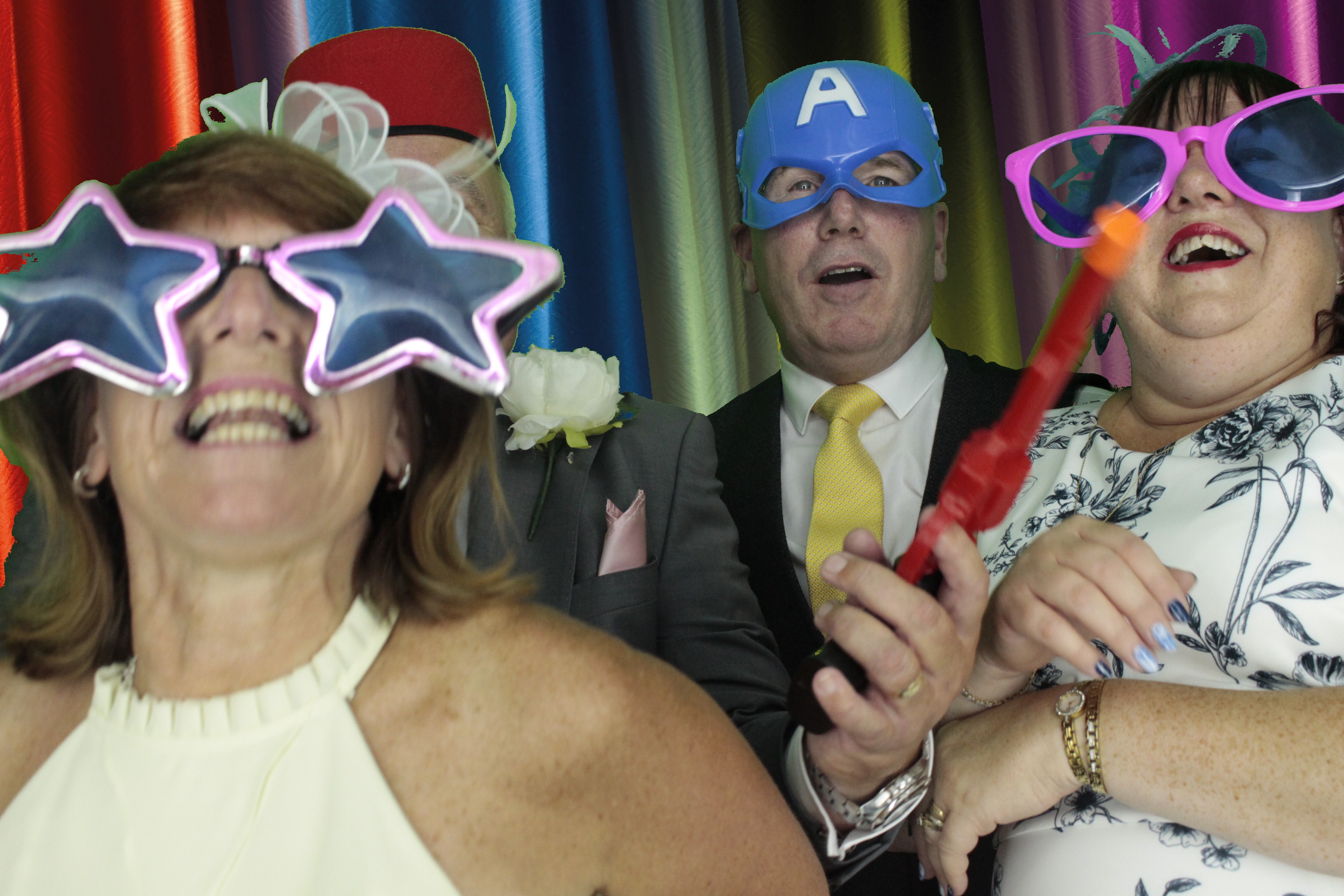 Nikki & Simon | View more photos from the event at gallery.myphotoboothexperience.co.uk/u/MyPhotoBoothExperienceLtd/Nikki-Simon